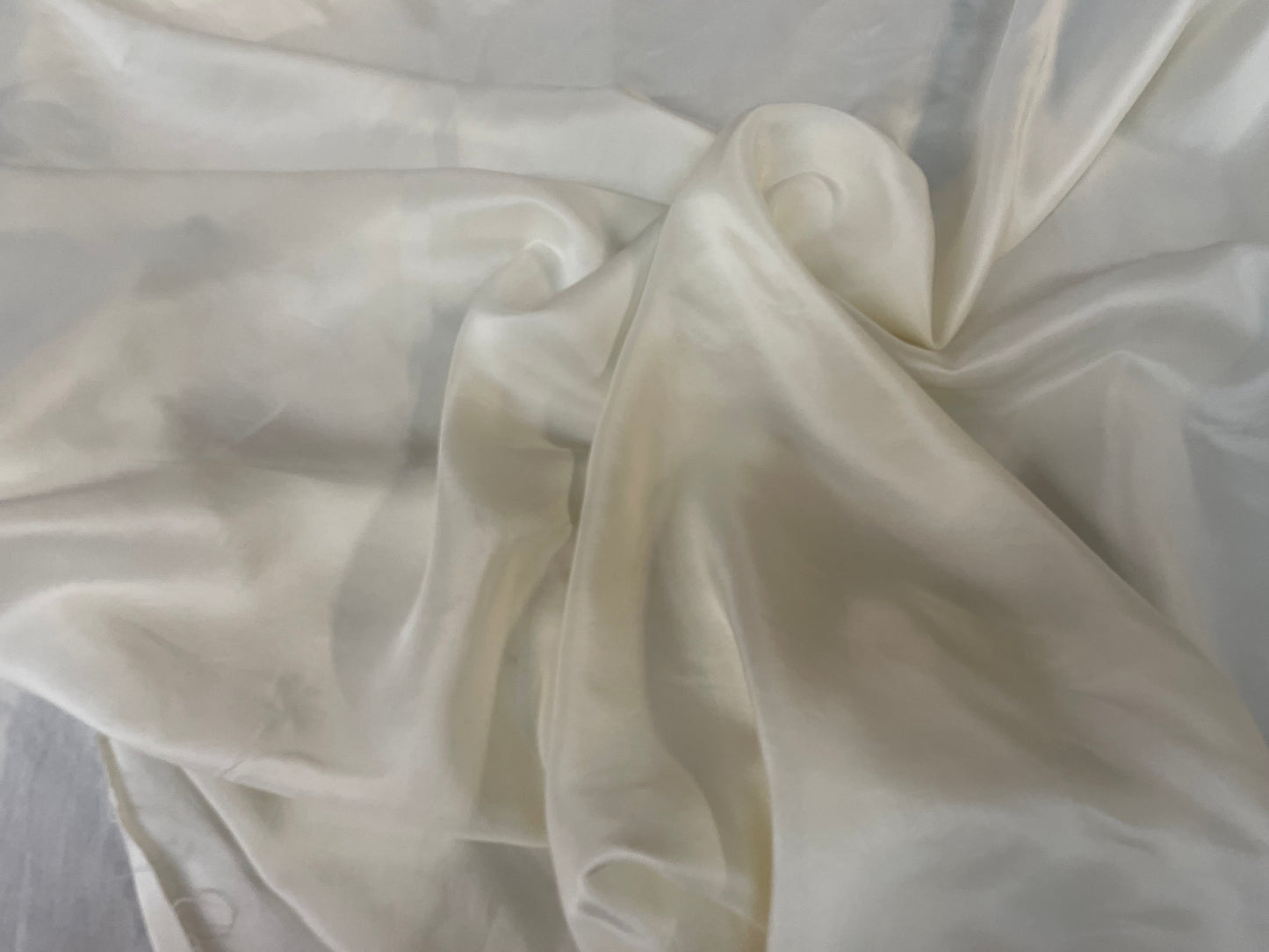 Washed Crepe De Chine - Ivory - 16mm Designer