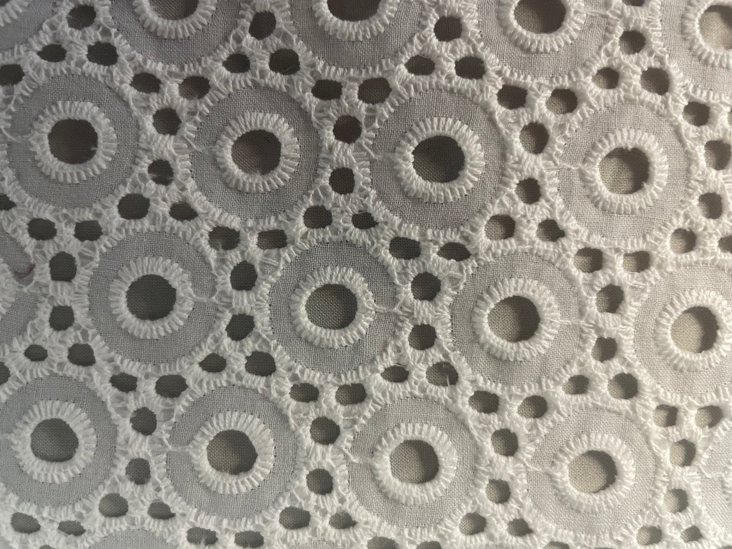 Circle Eyelet Embroidered Cotton - White