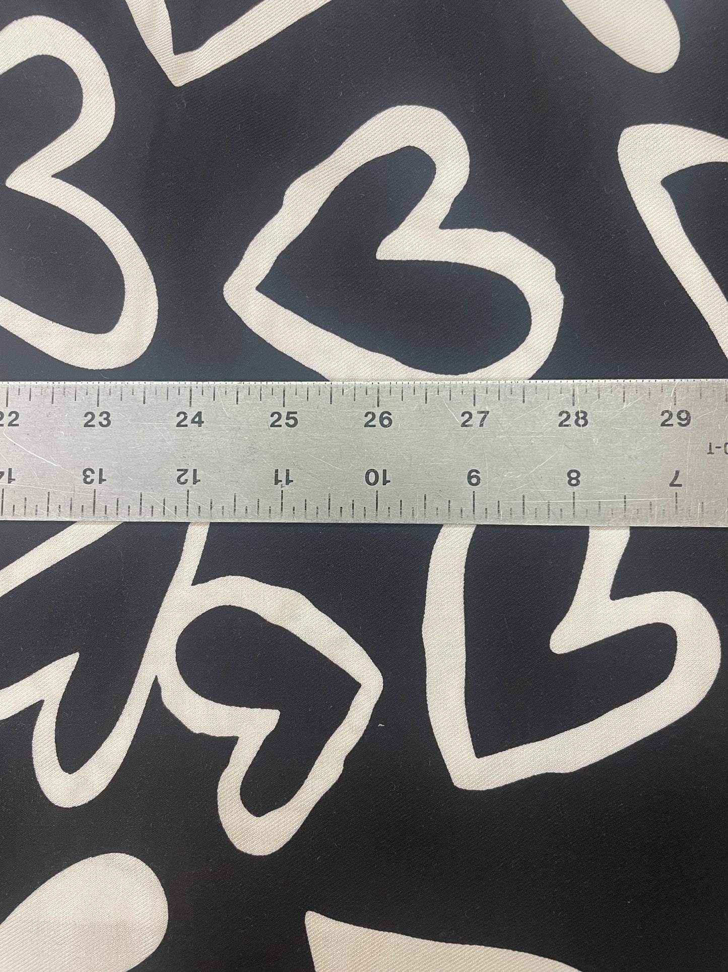 Rayon Twill Heart Print -Black/ White