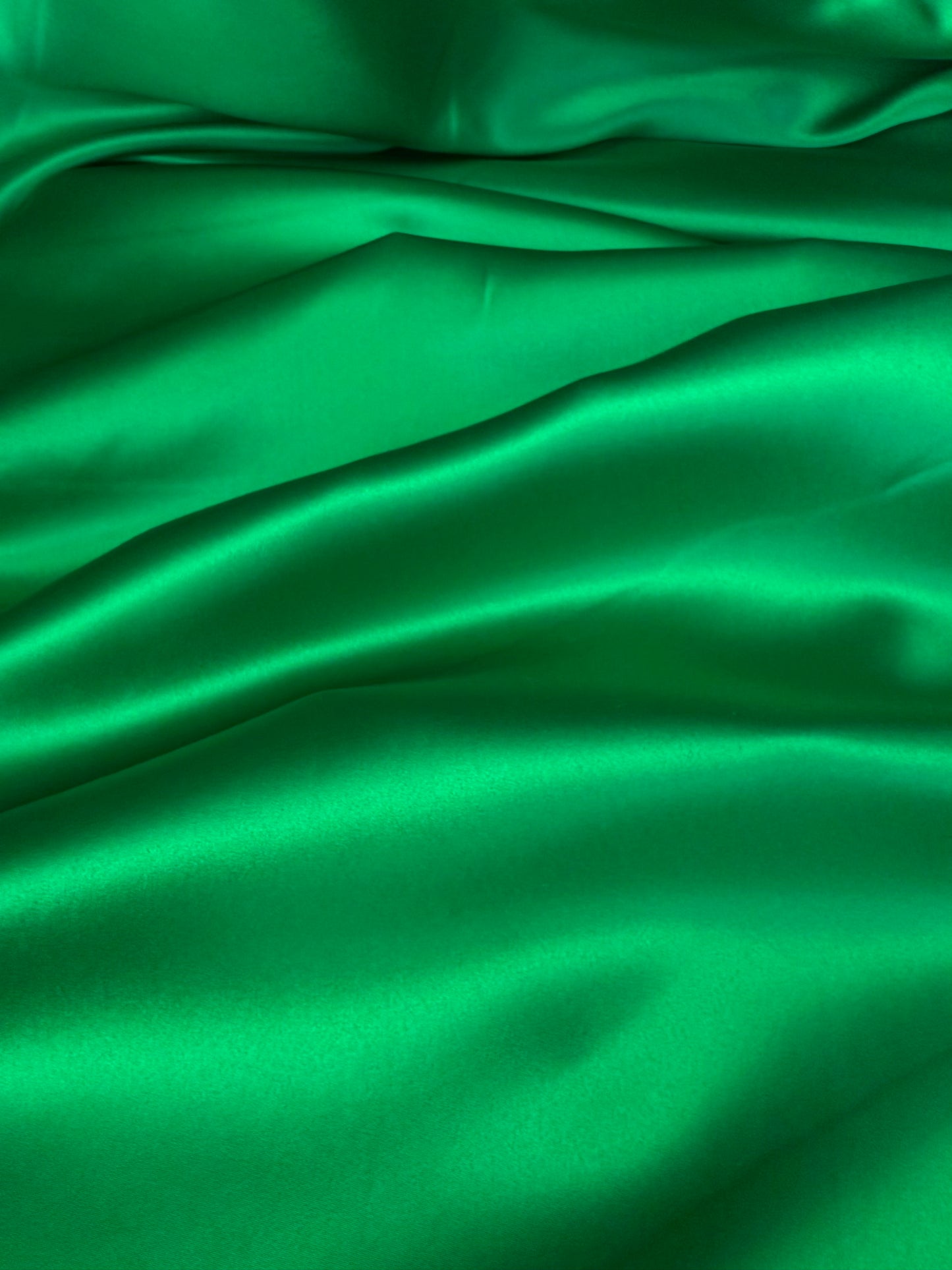 Stretch Silk Charmeuse - Emerald Green - 19mm Designer