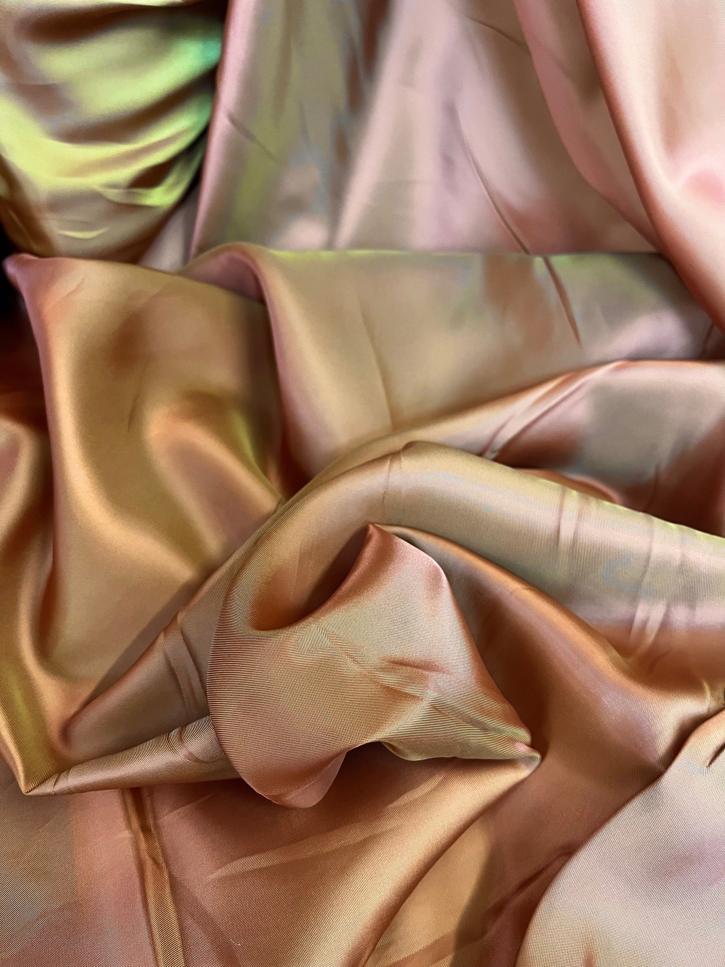 Iridescent Twill Poly Lining - Clay Pink & Green