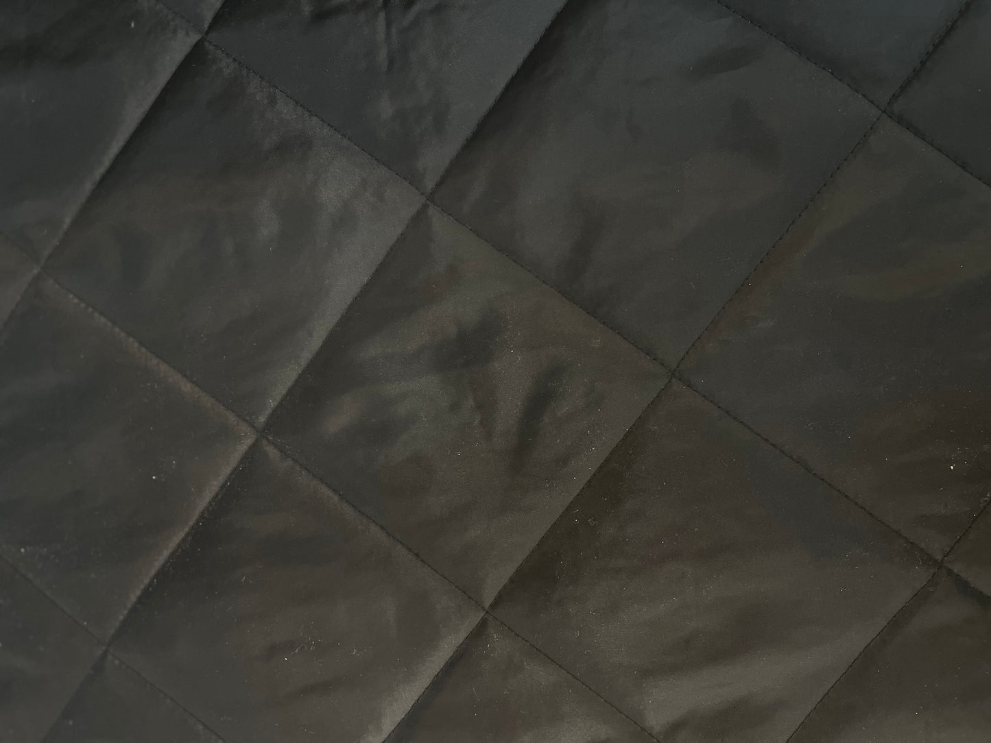 Large Diamond Quilted Poly - Black