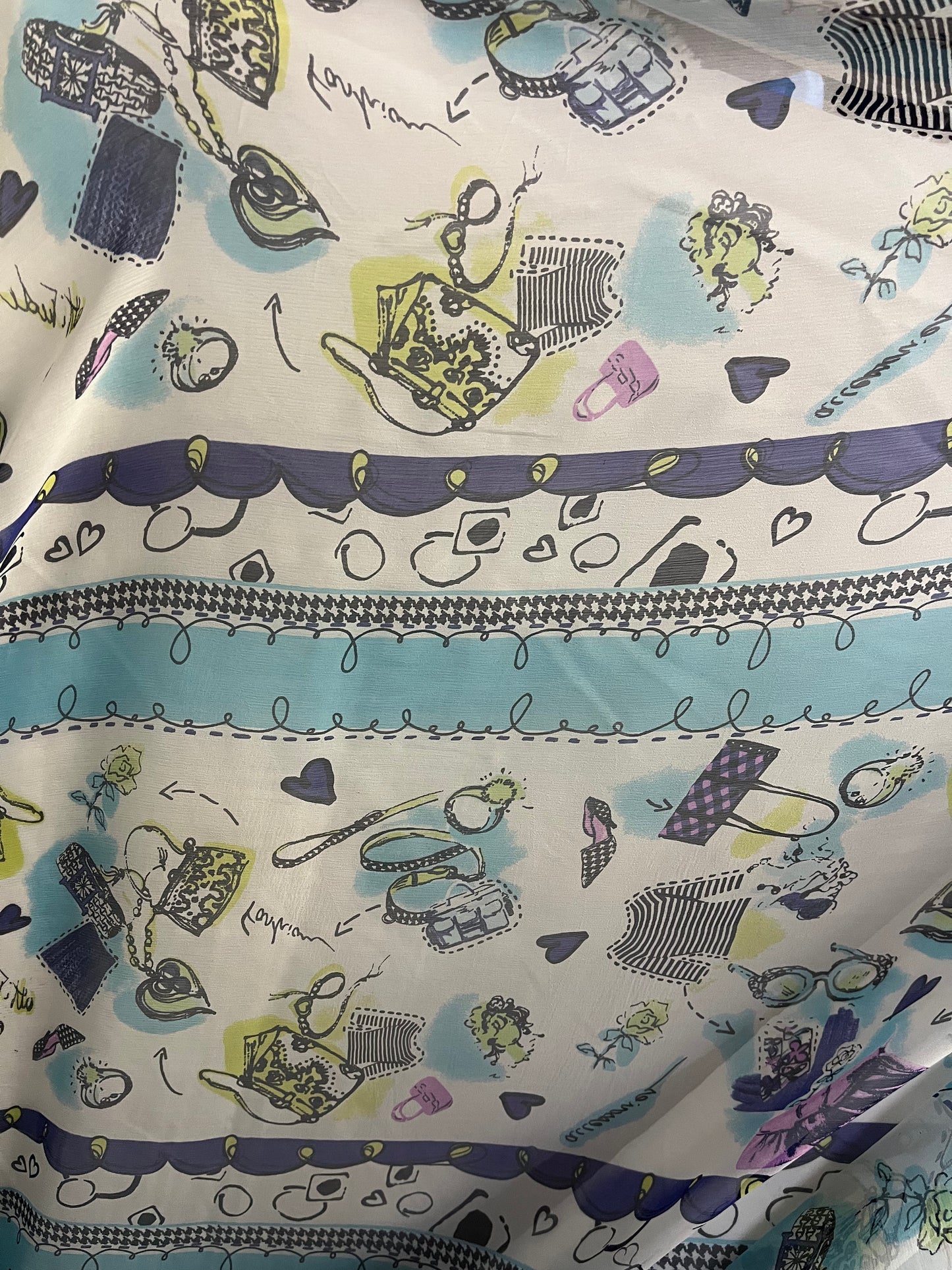 Crinkled Silk Chiffon - Fashionista Conversation Print