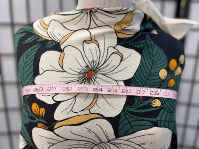 Camellia Flower Print Linen Rayon: Green / Gold