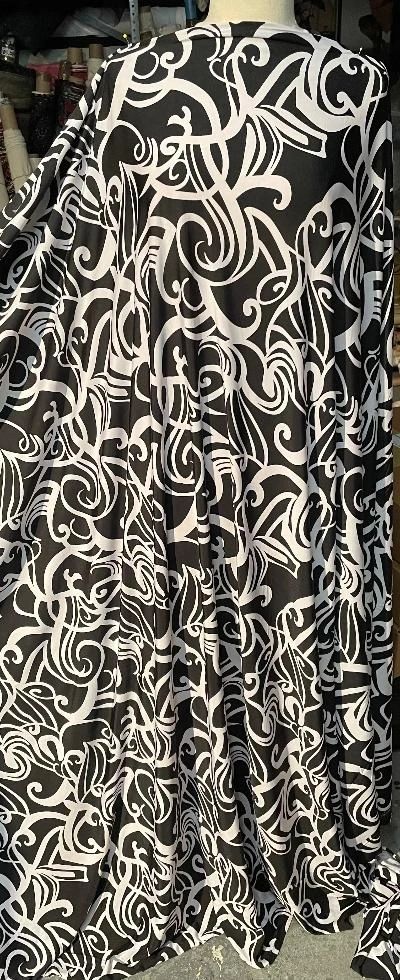 Geometric Print ITY - Black / White