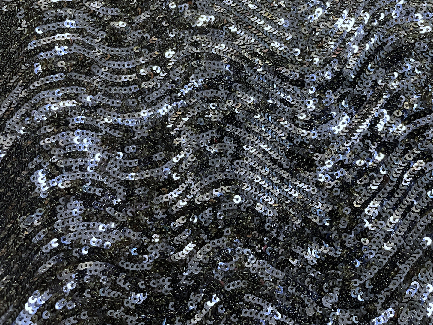 Stretch Wavy Sequins - Navy