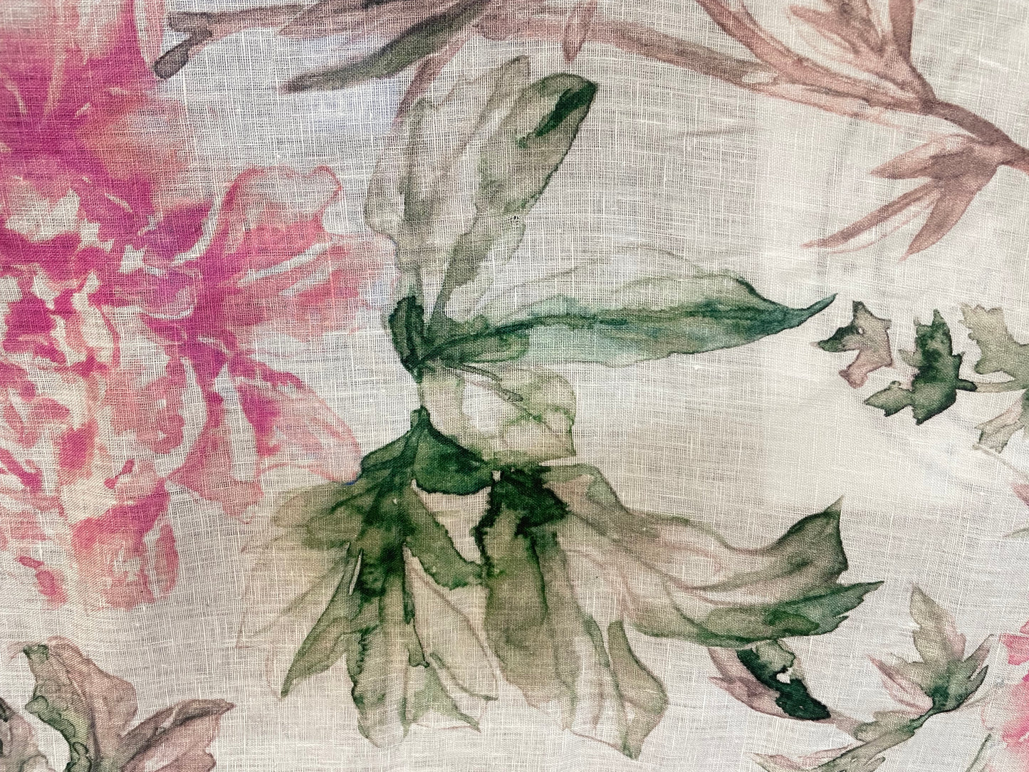 Watercolor Printed Linen - Fresh Peony