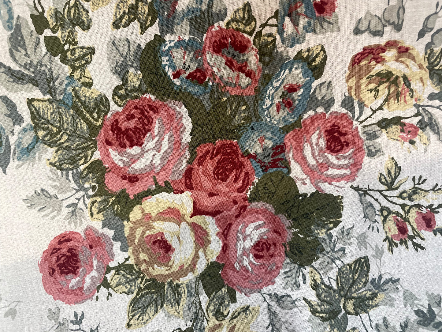 English Rose Floral Printed Linen - Multicolor