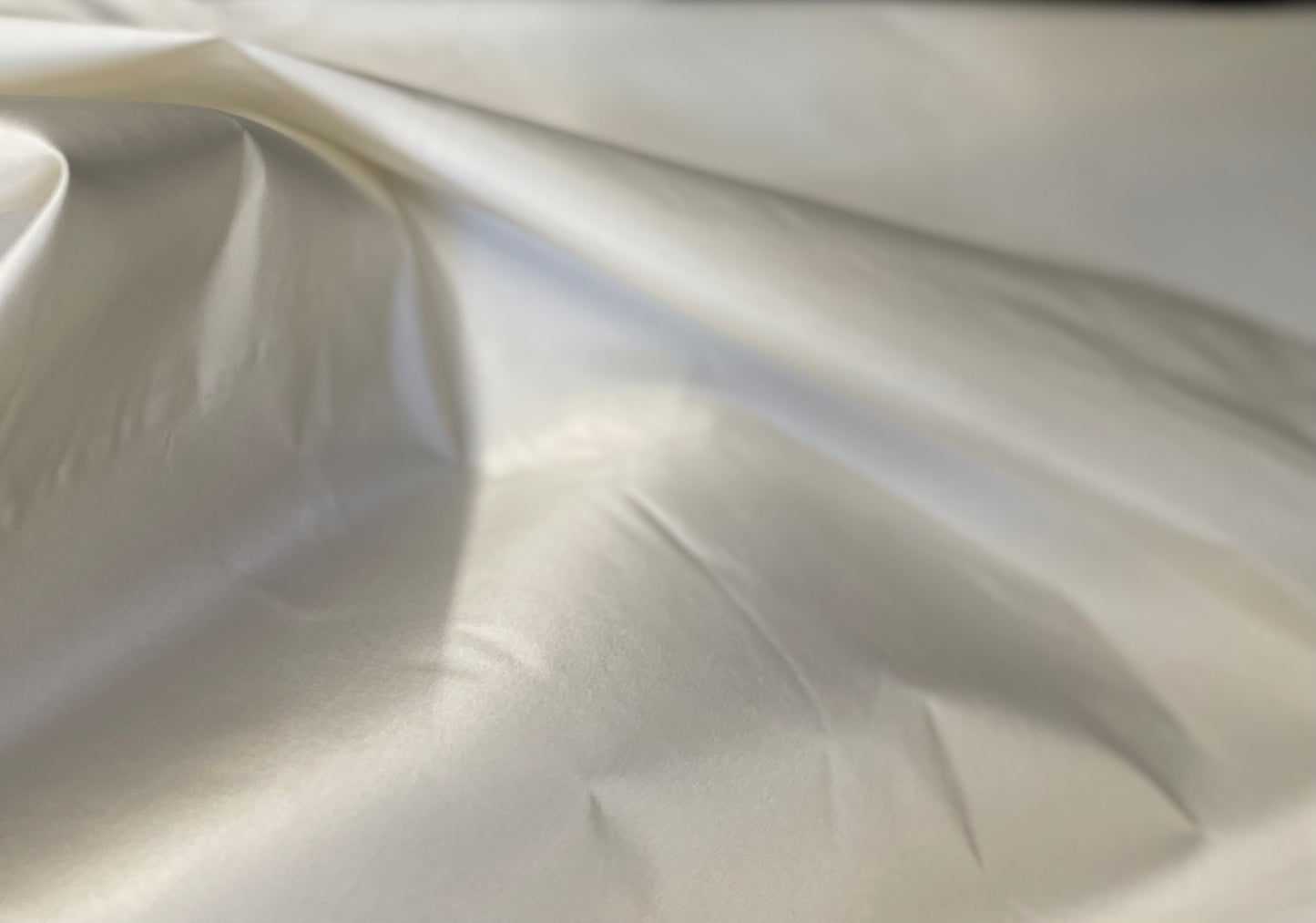 Silk Taffeta Wide - Warm White