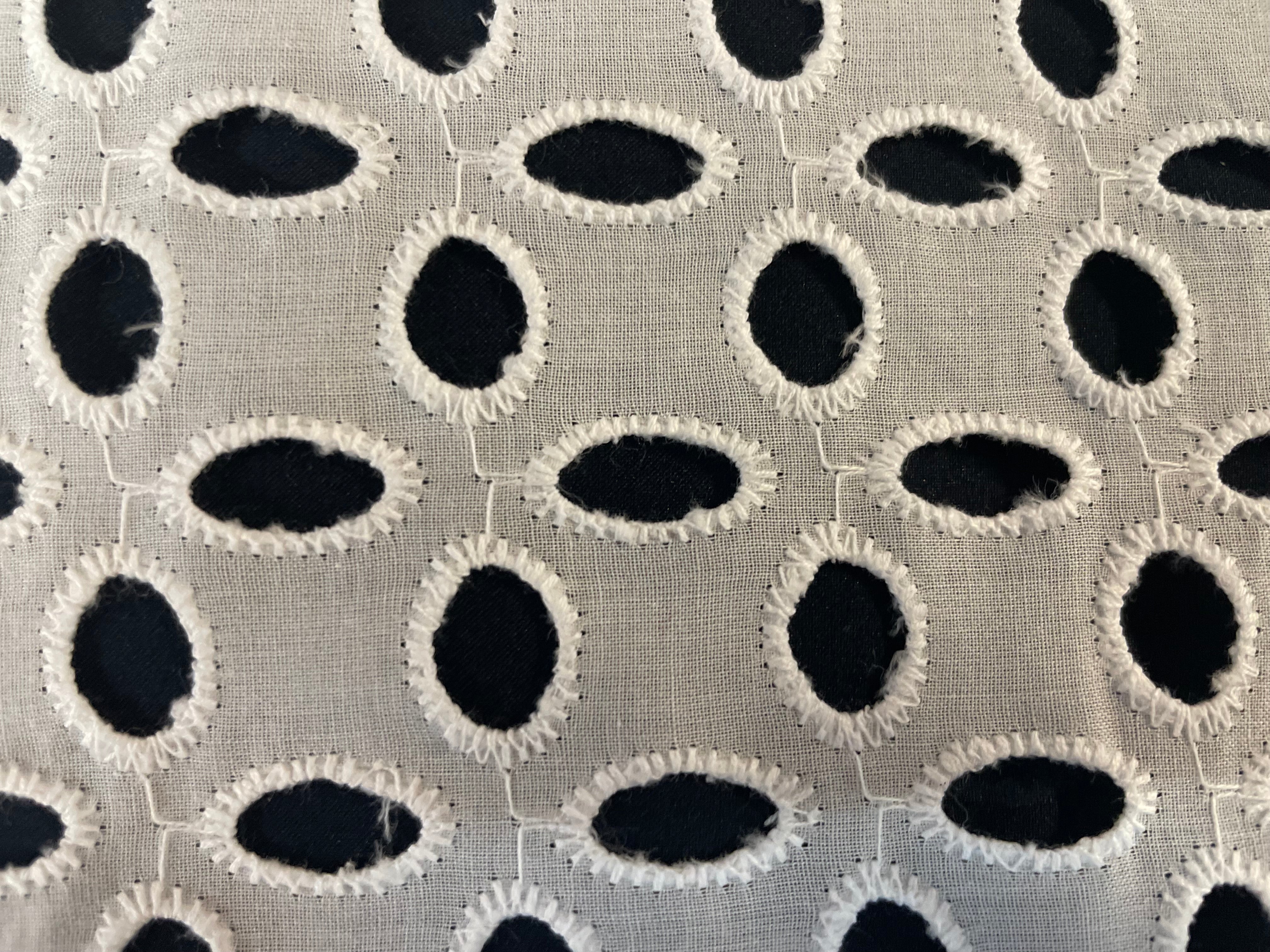 Eyelets In Textiles Eyelet Clover Embroidered Cotton - White – metrotextilesnyc