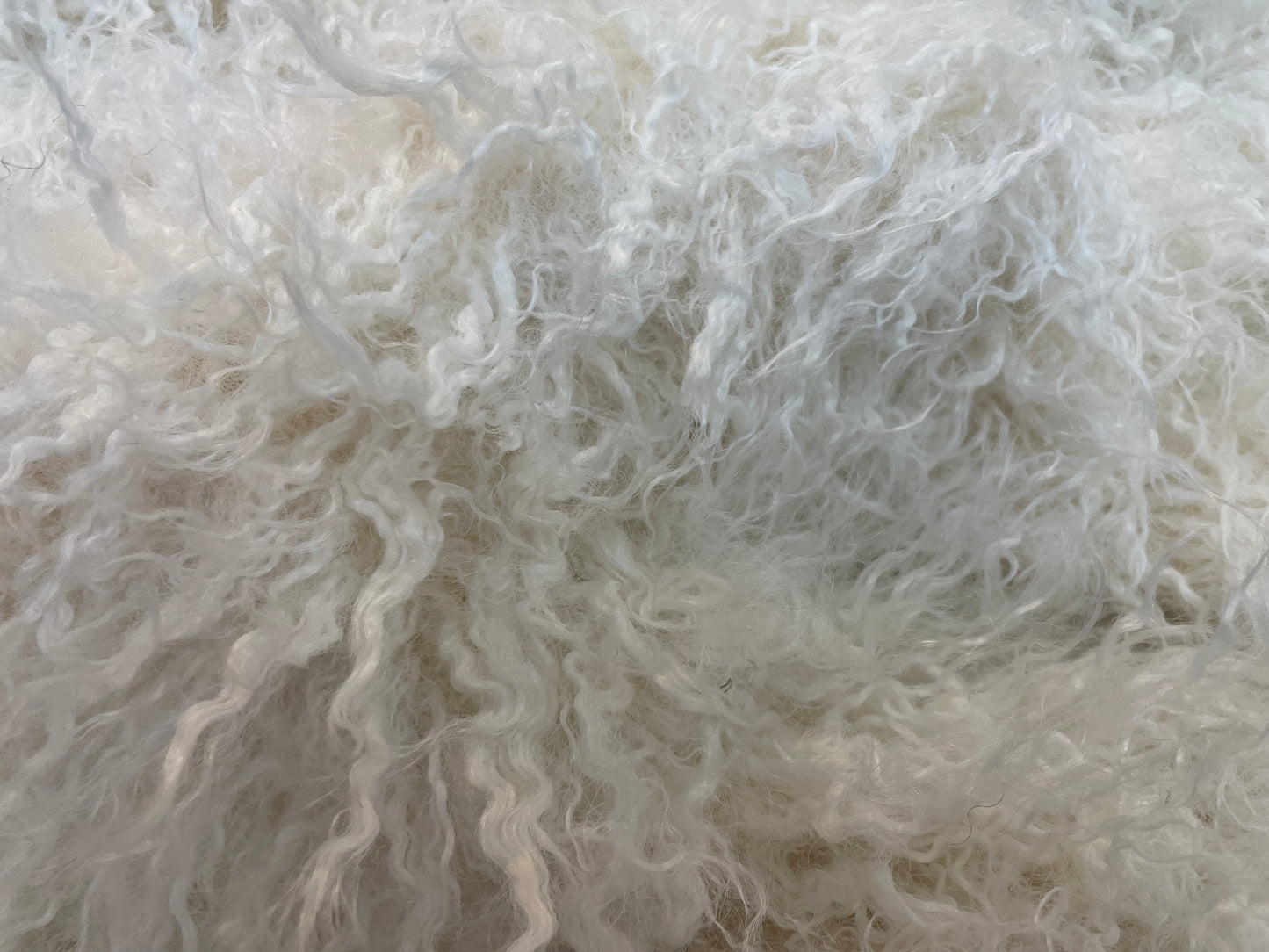 Faux Mongolian Sheep Fur - Warm White