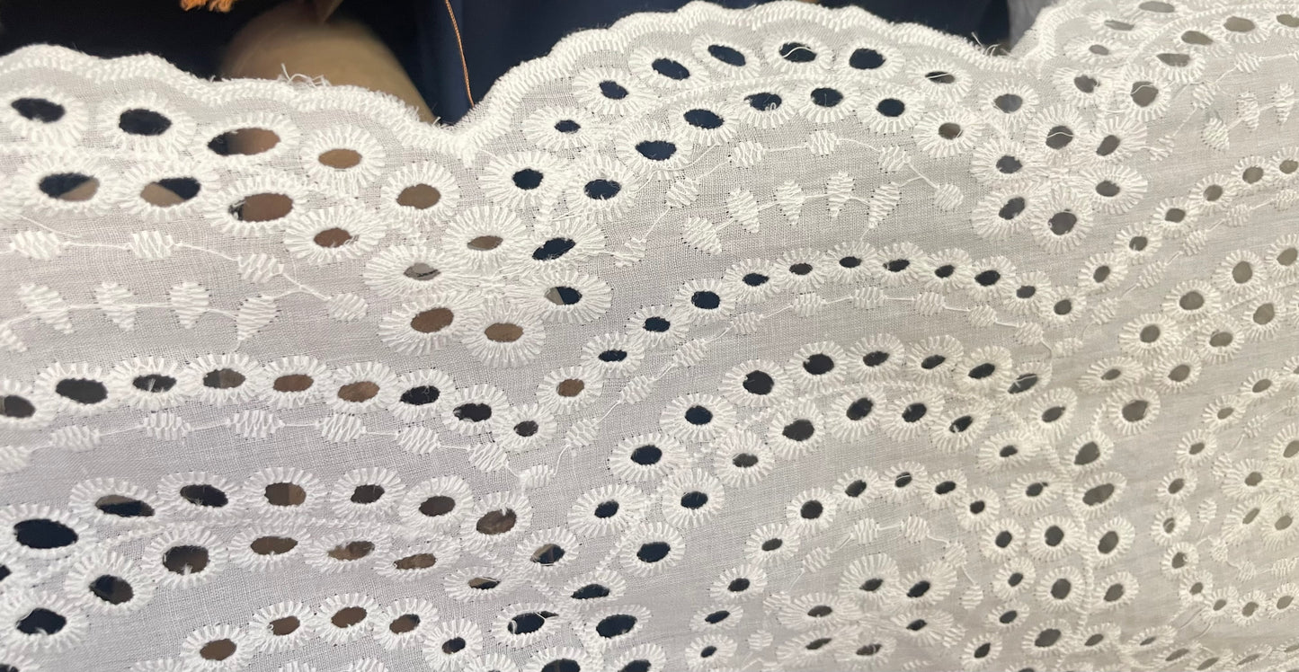 Flower Eyelet Embroidered Cotton - Ivory