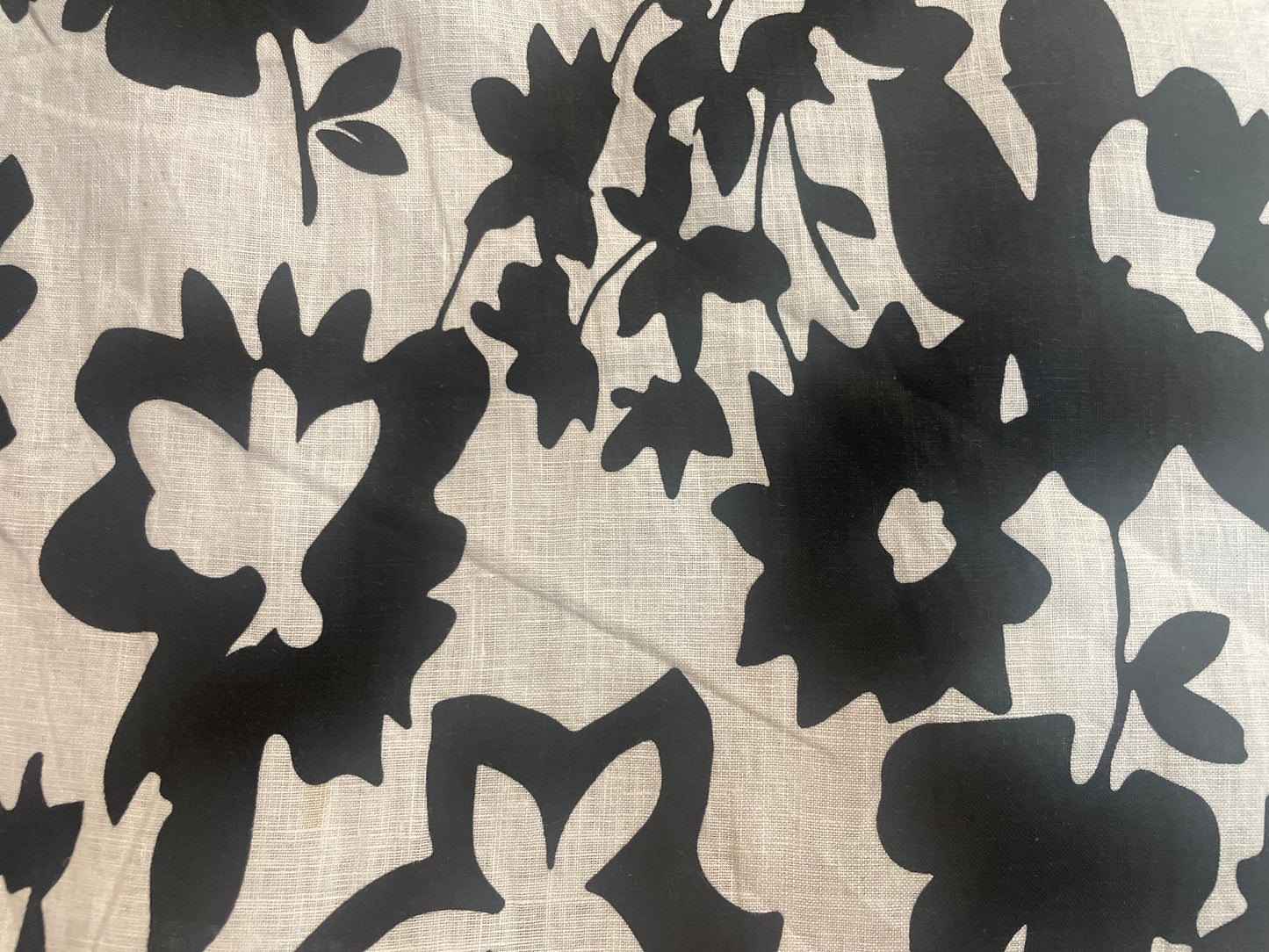 Modern Floral Printed Linen - Black & White