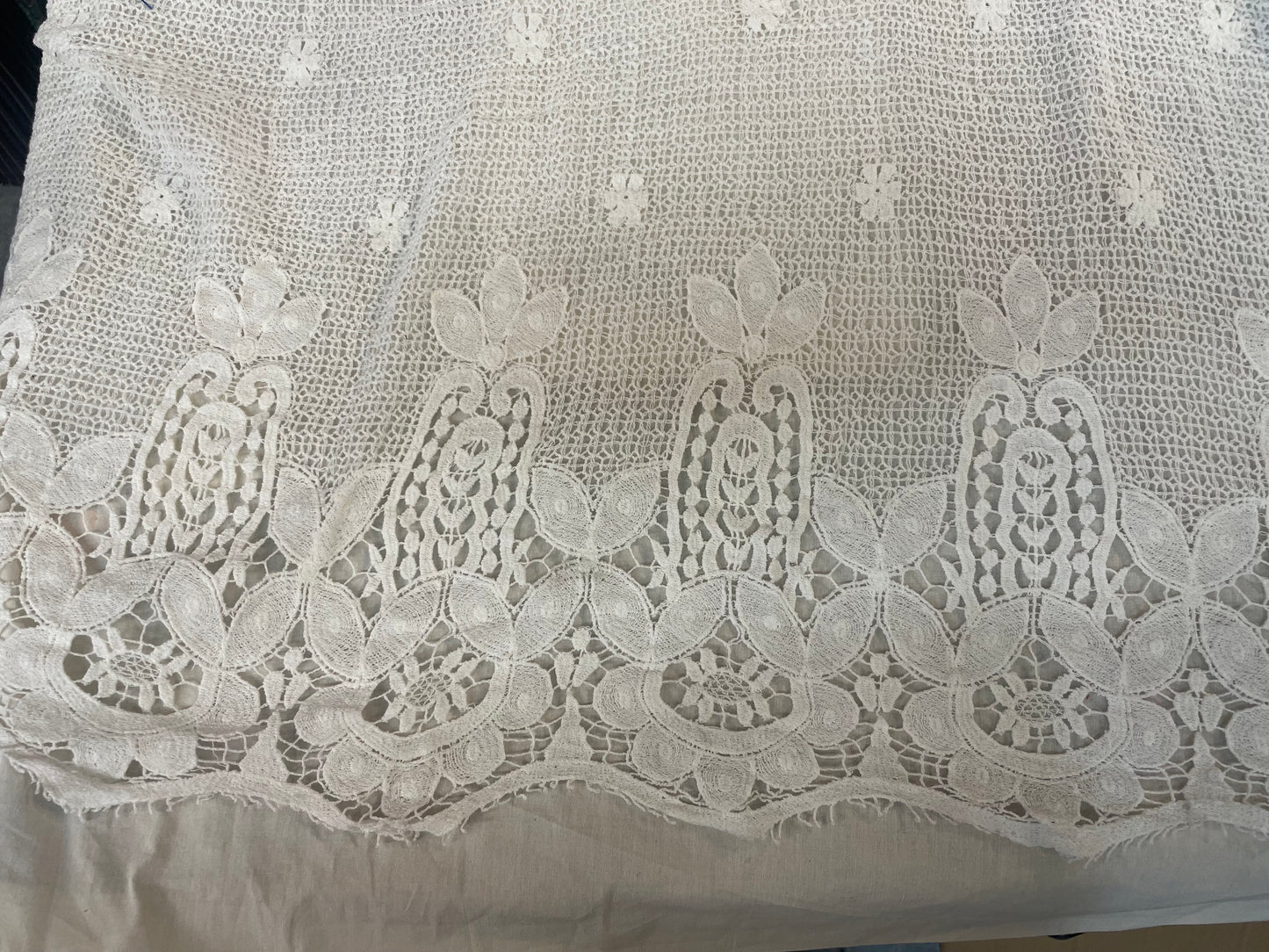 Modern Cotton Geometric Lace - Bright White