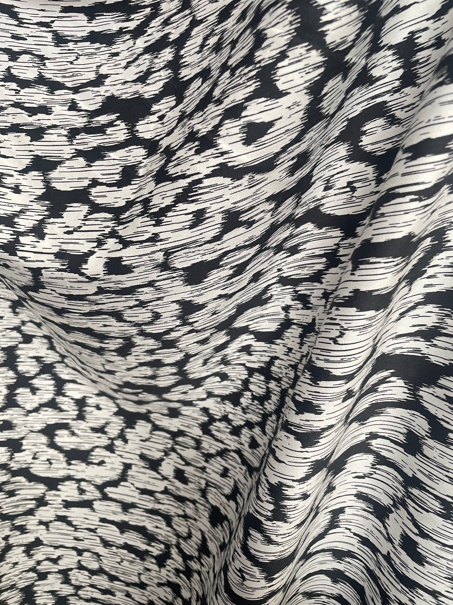 Spanish Rayon Print - Fused - Black & White Glitch Cheetah