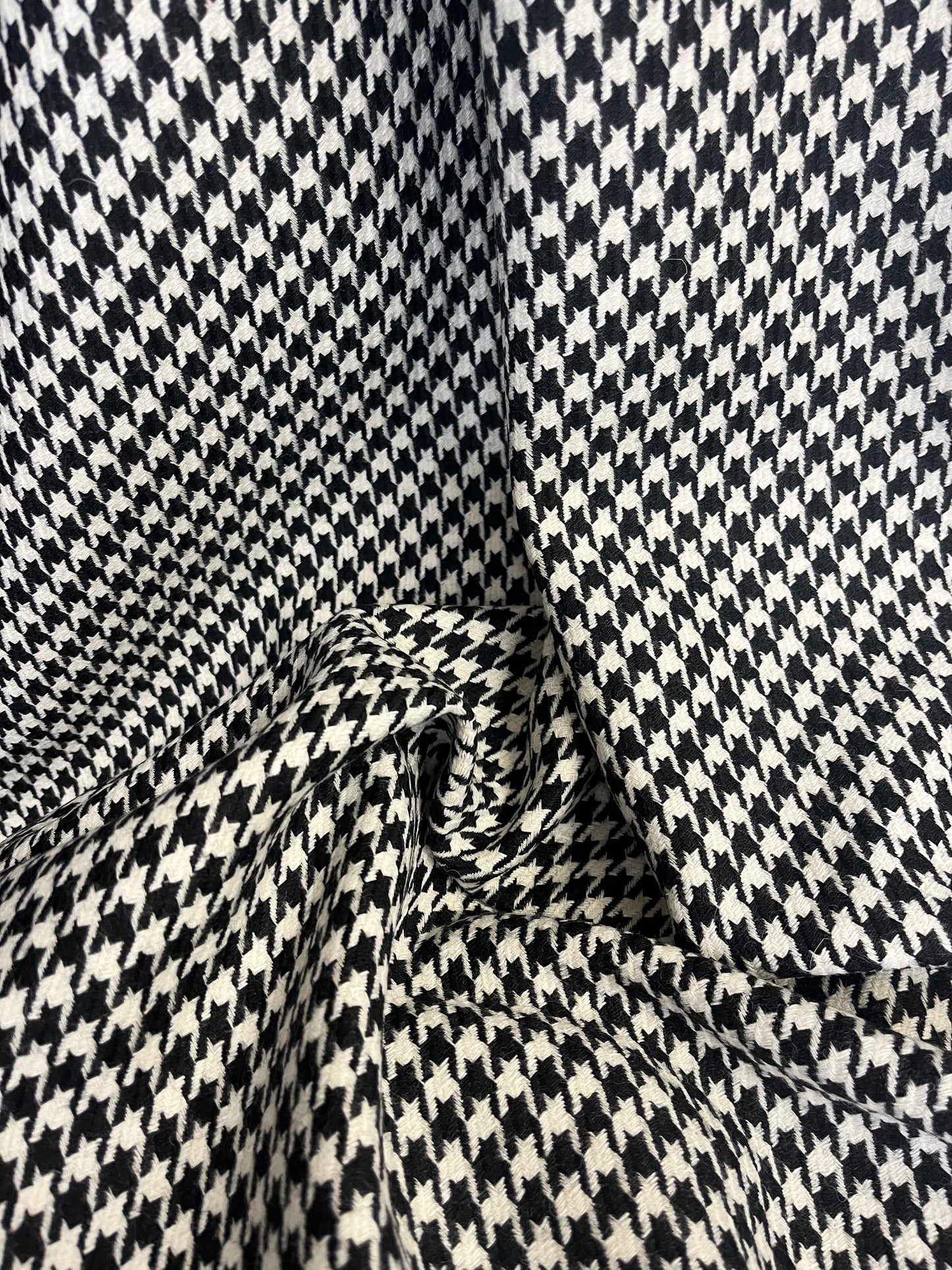 Italian Wool Houndstooth - Black & White