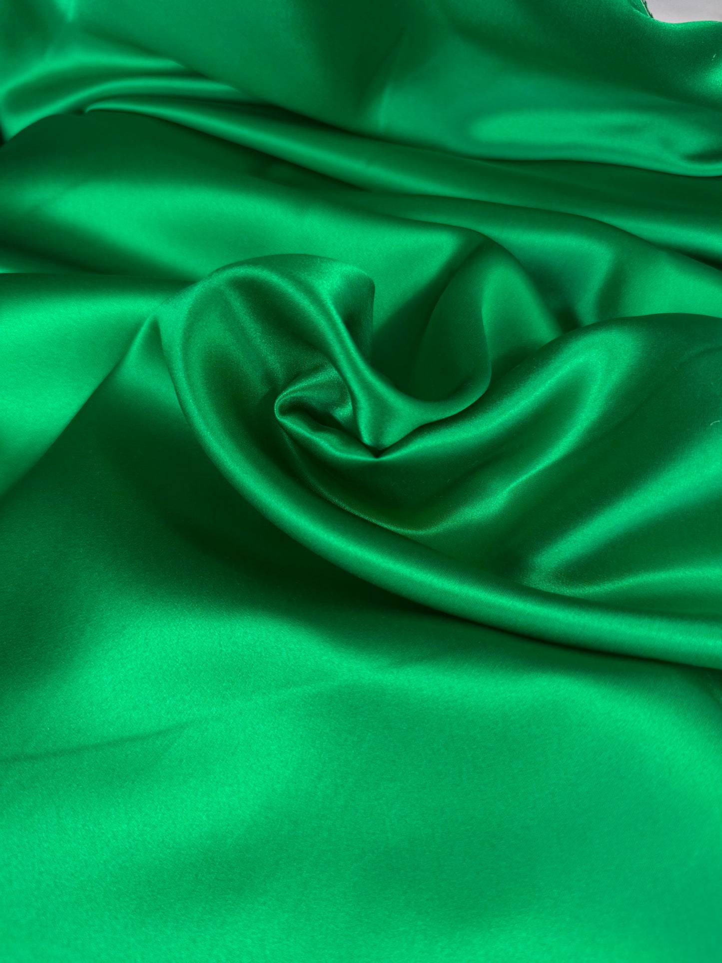 Silk Charmeuse - Emerald Green - 19mm Designer