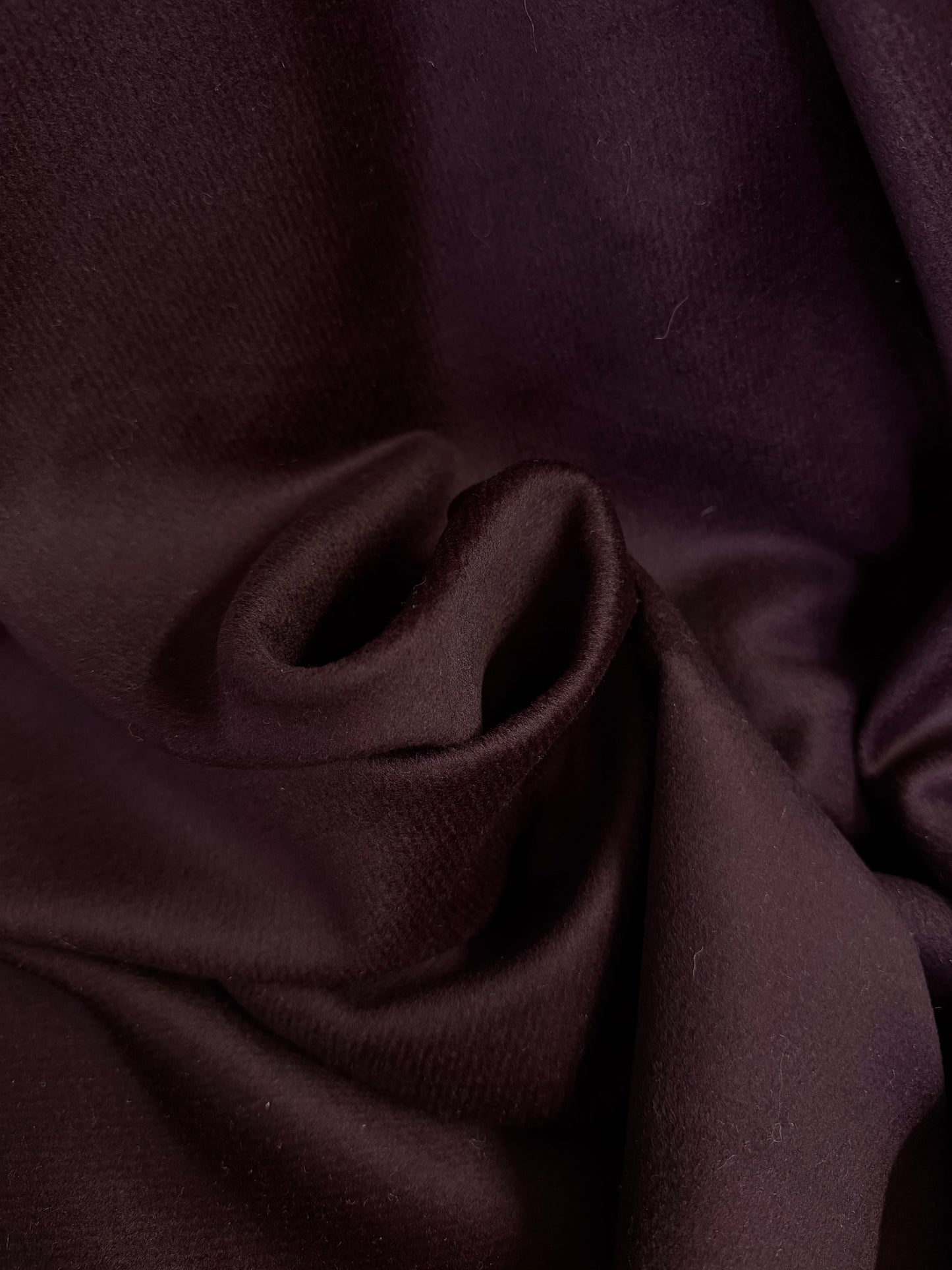 Heritage Label - Italian Cashmere Wool - Burgundy Purple