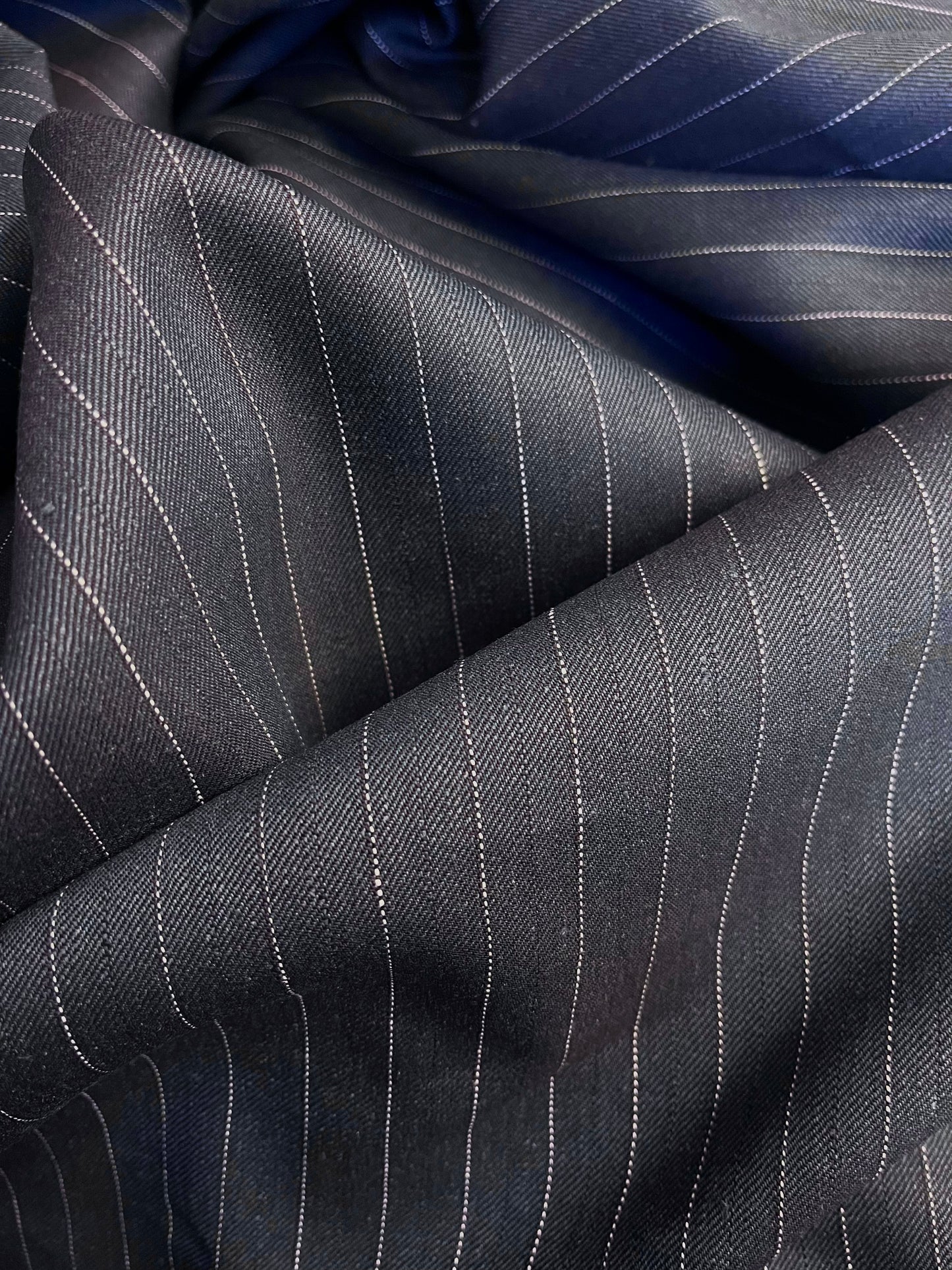 Italian Virgin Wool & Linen Suiting - Navy & White Pinstripe