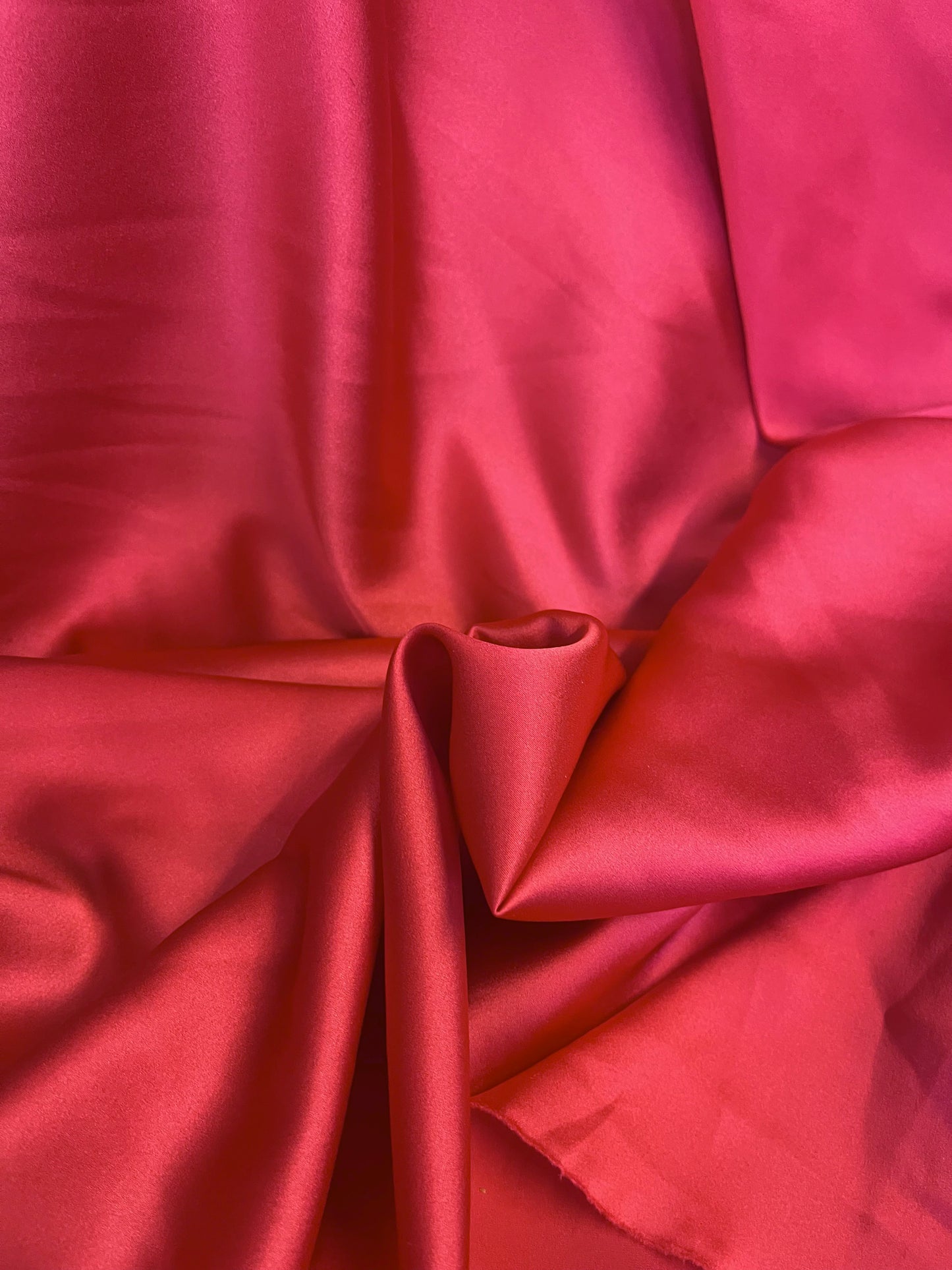 Silk Charmeuse Wide Stretch - Red - 19mm Designer