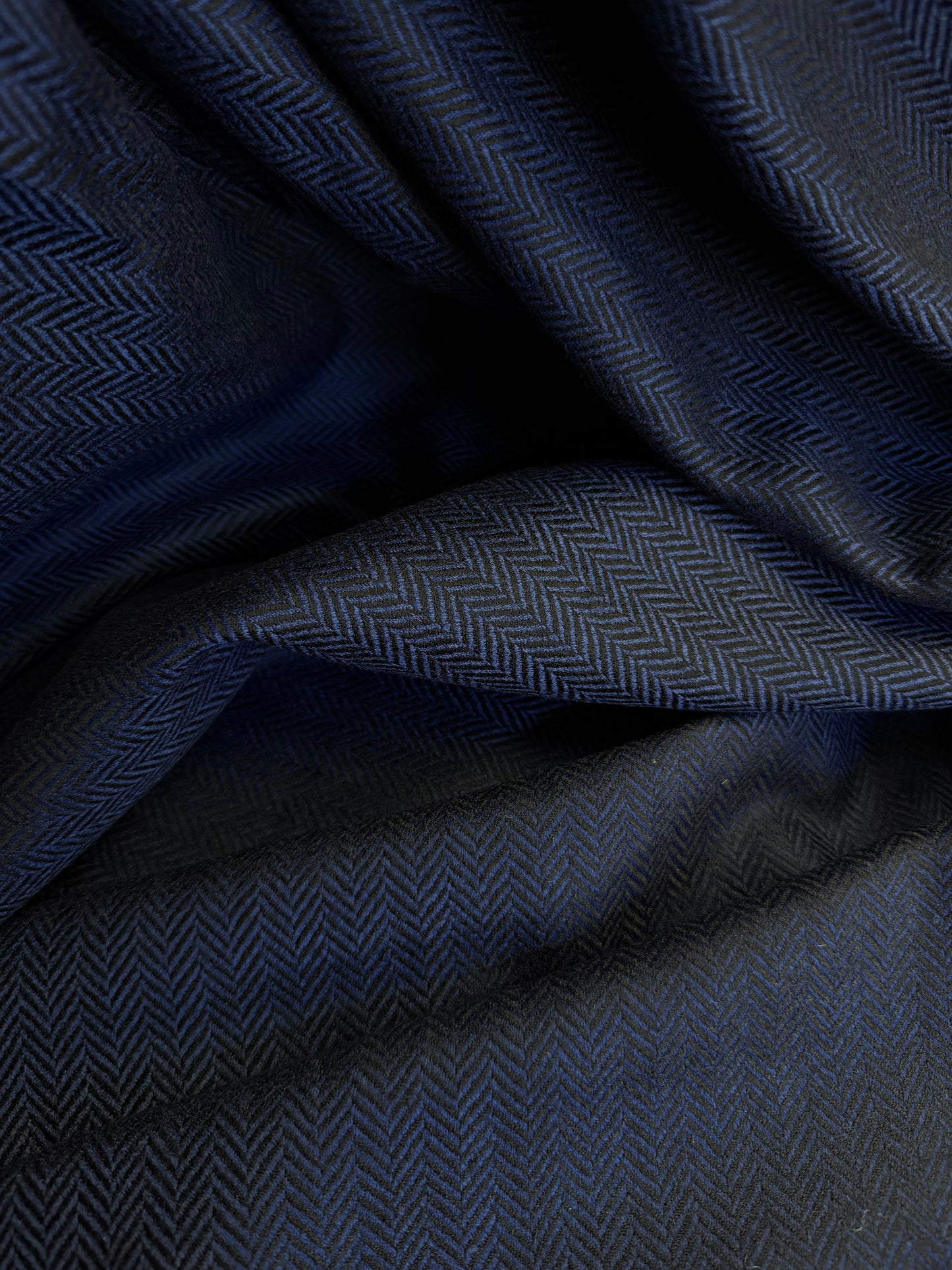 Italian Heritage - Brushed Herringbone Wool Blend - Navy Blue & Black