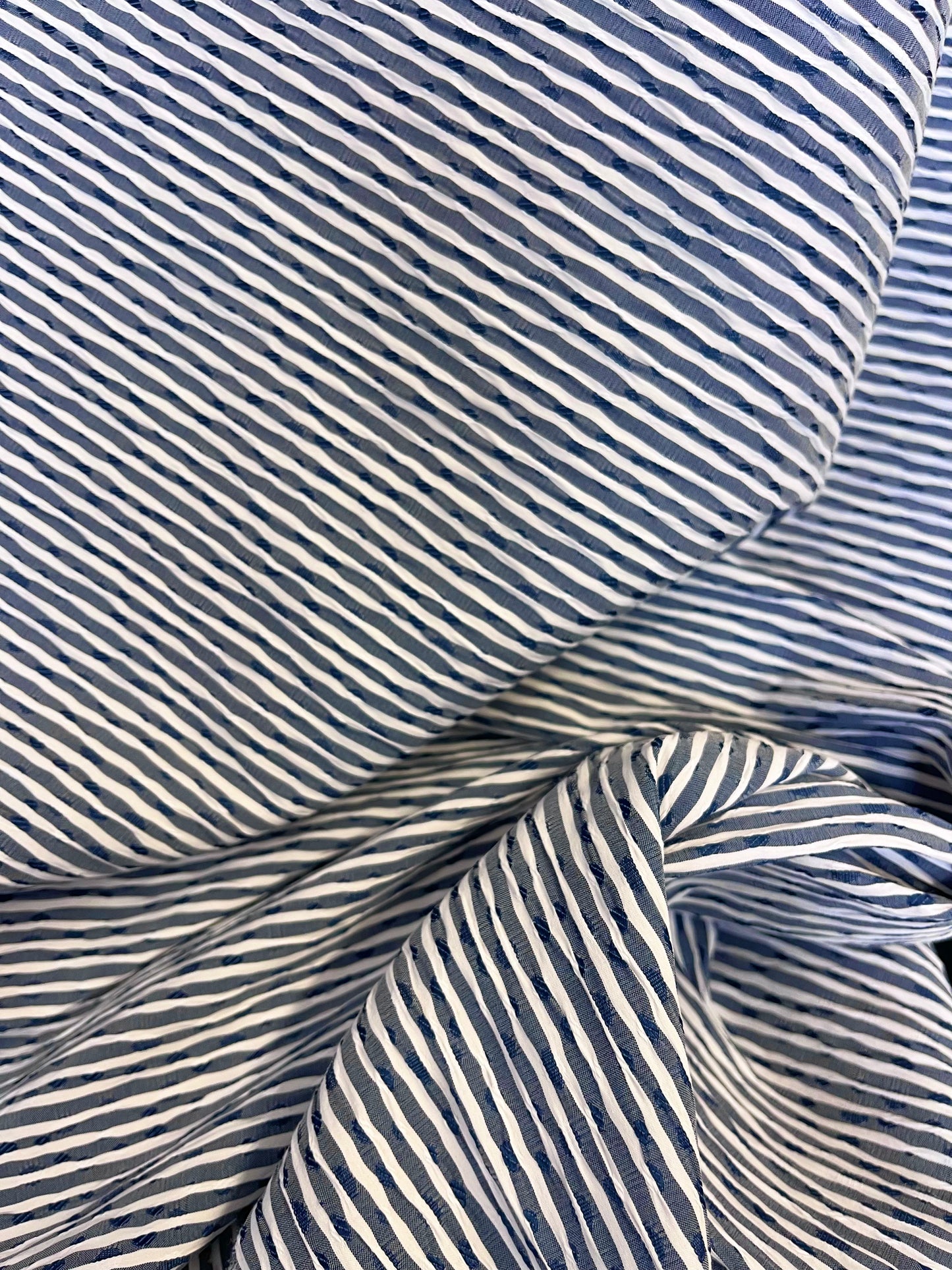 Textured Seersucker Striped Cotton - Blue & White