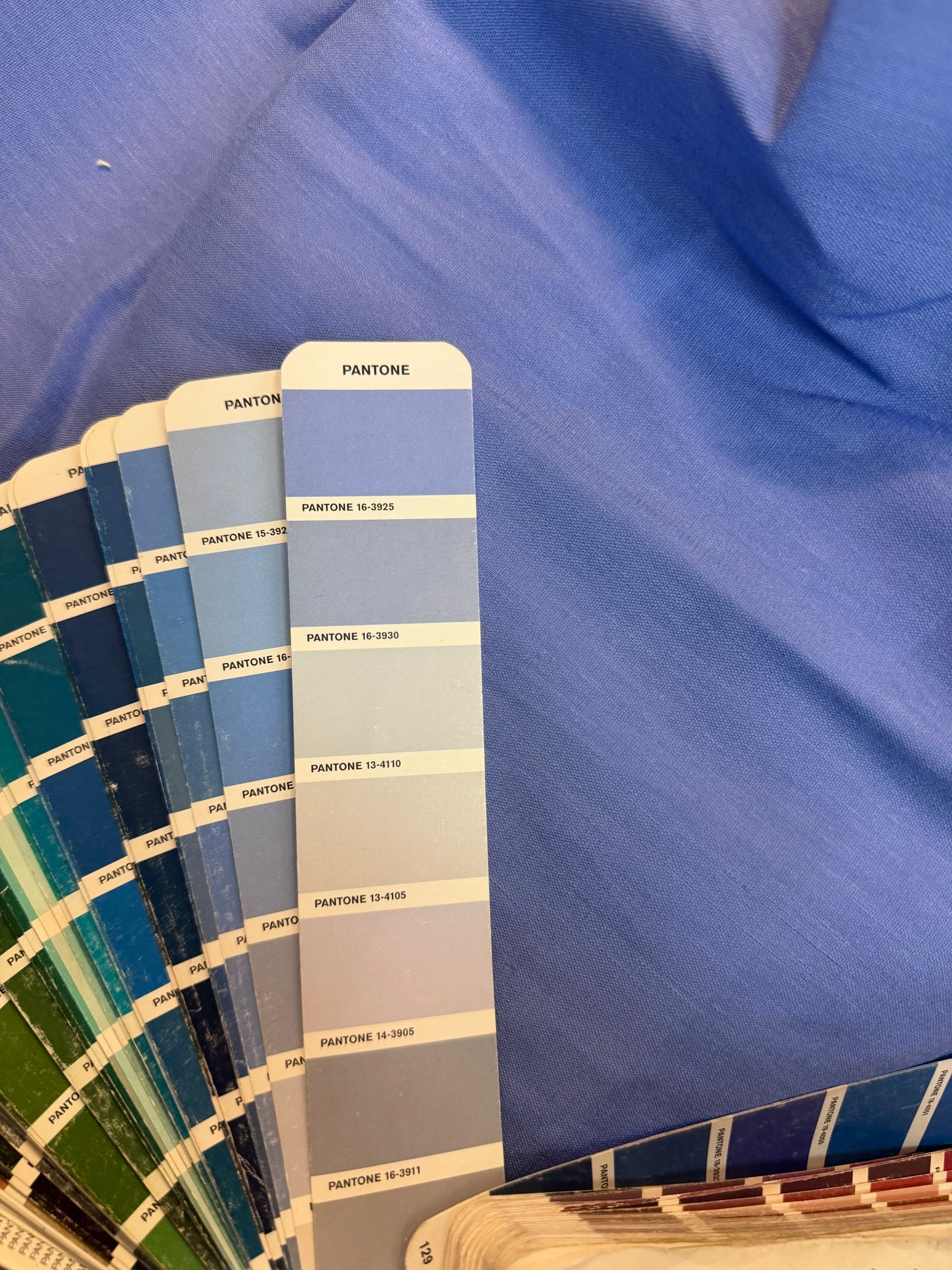 Stretch Linen - Vibrant Periwinkle