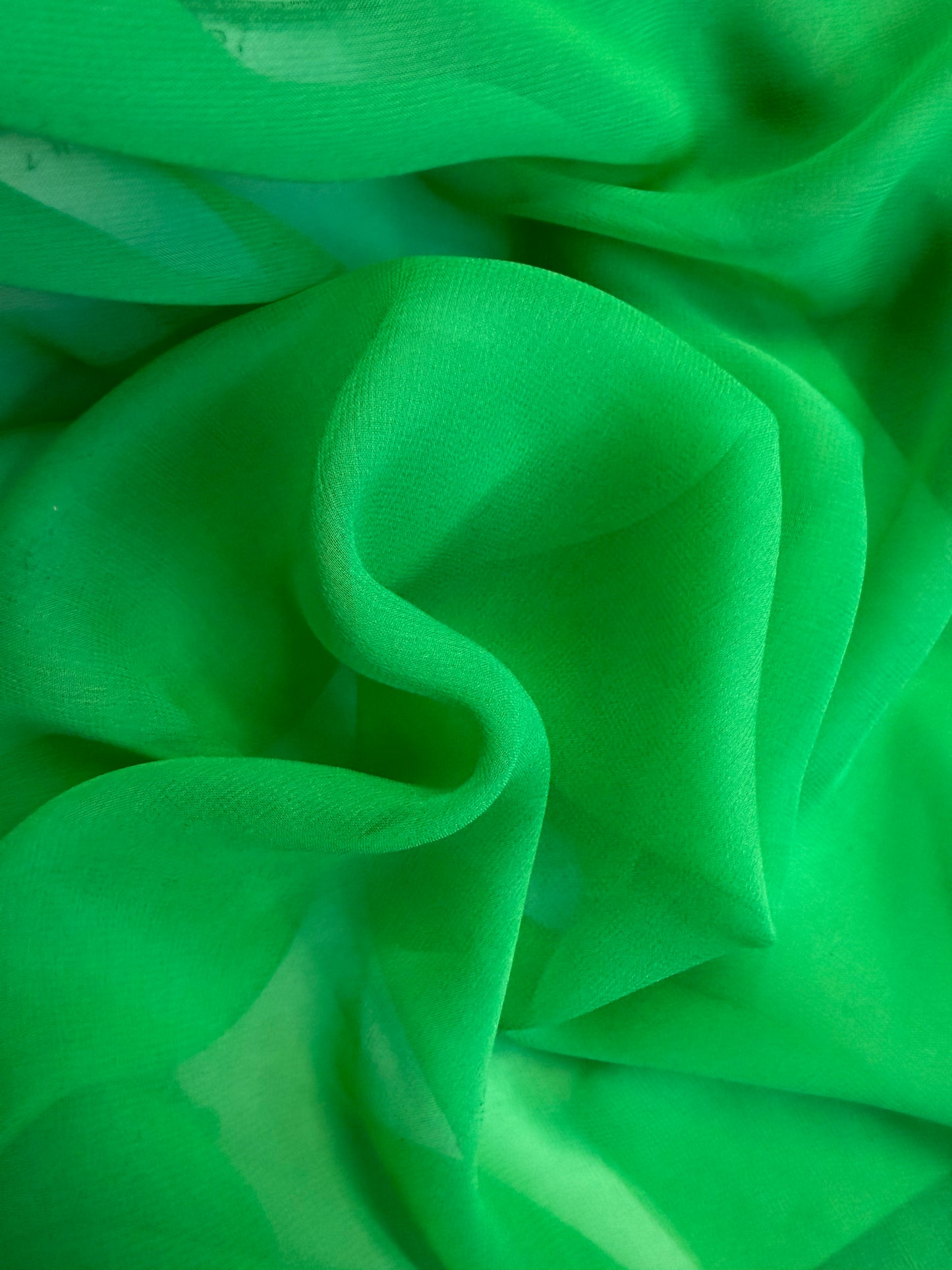 Silk Chiffon Wide Stretch - Vibrant Green