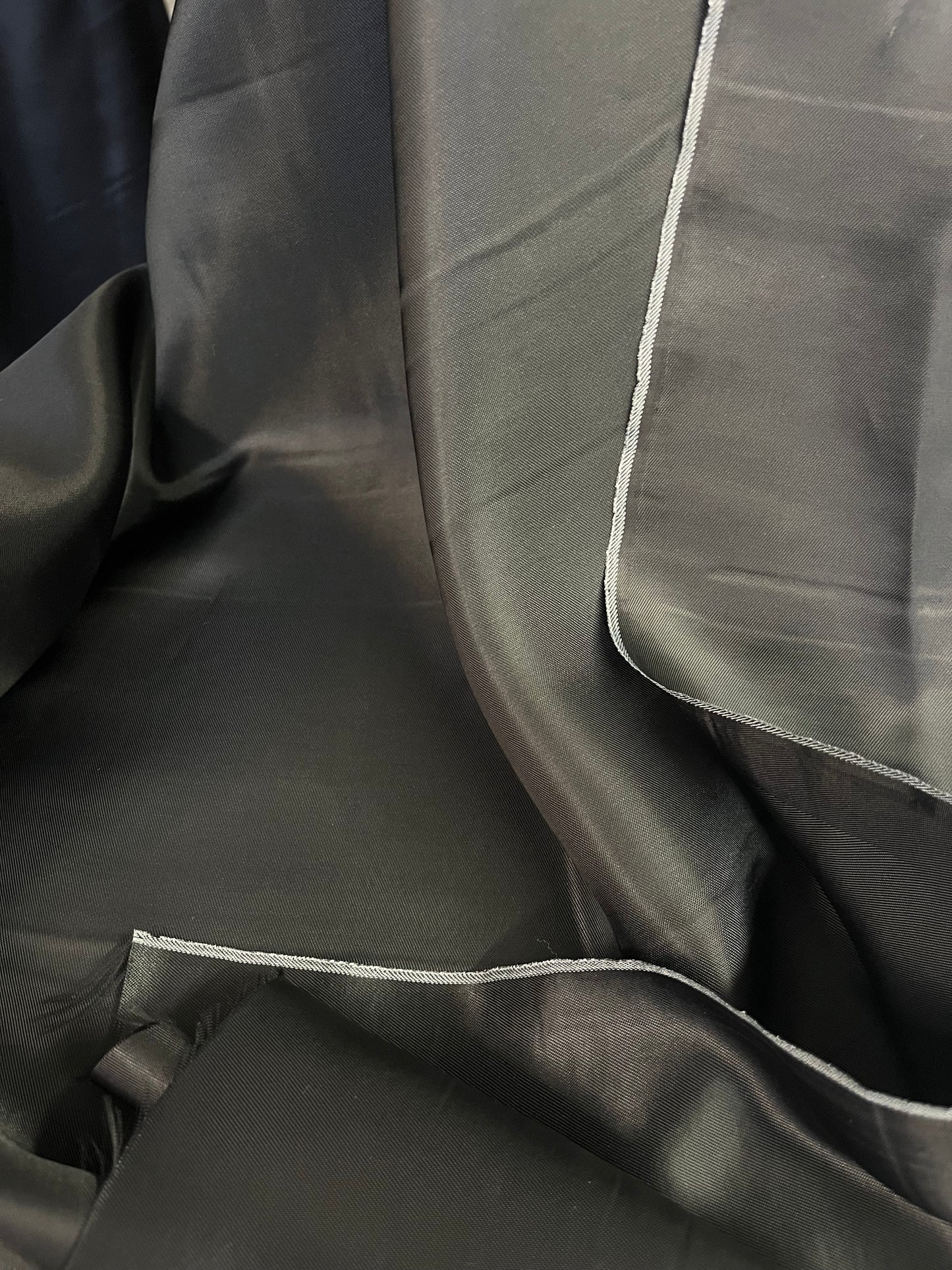 Fine Italian Twill Rayon Lining - Jet Black- 56"