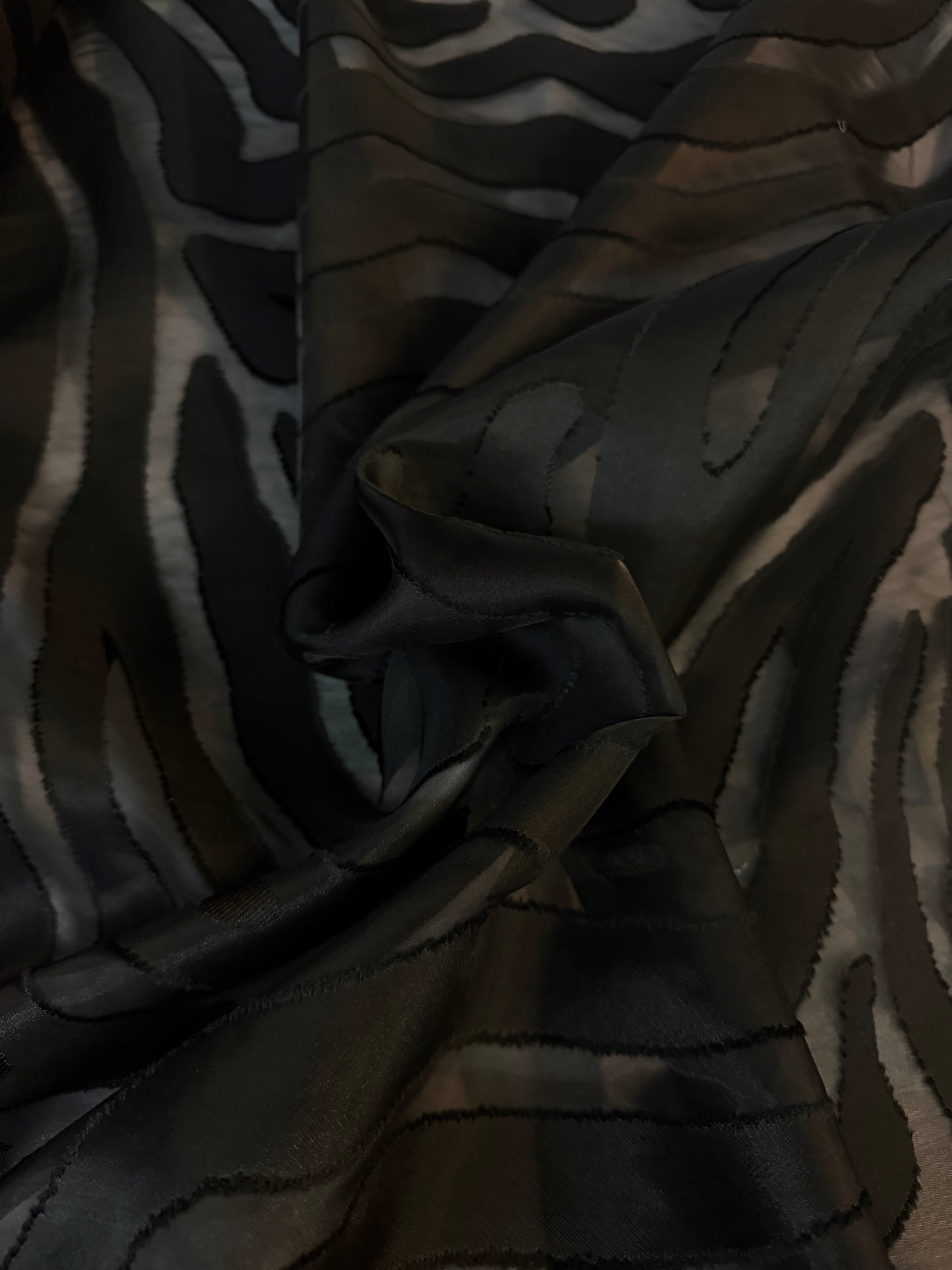 Silk Blend Organza Jacquard - Black Zebra