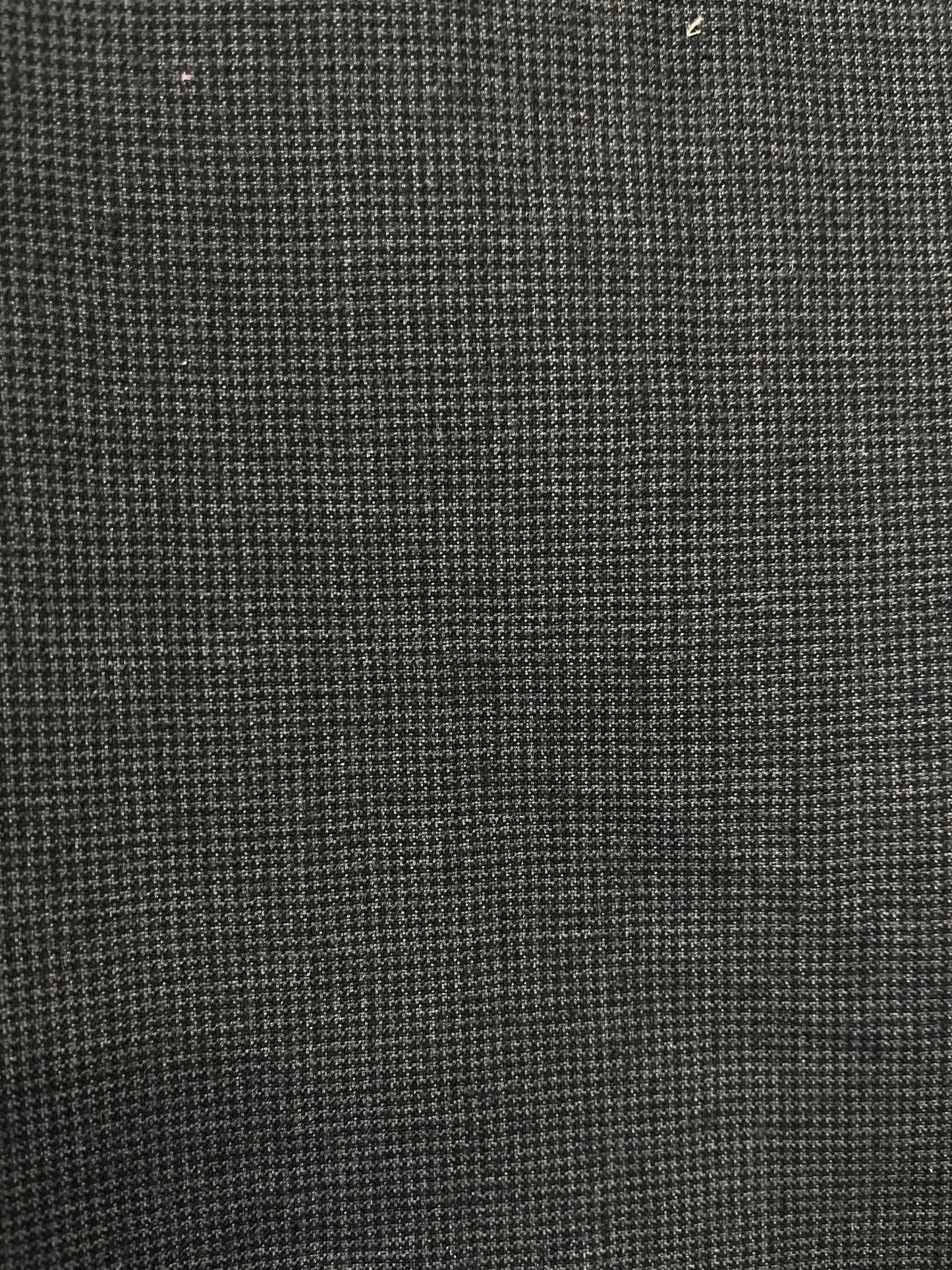 Tropical 100% Virgin Wool Suiting - Fine Houndstooth - Grey & Black