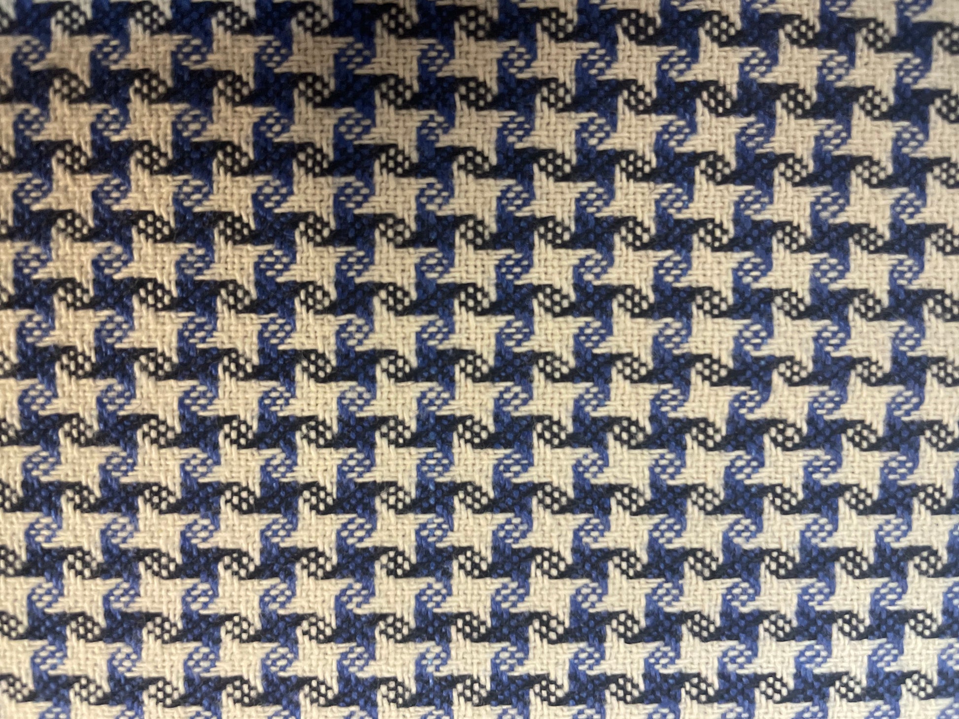 Italian Textured Houndstooth Print Cotton - Cream/Blue – metrotextilesnyc